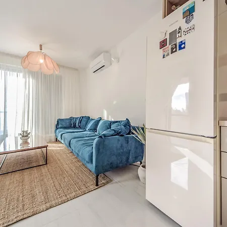 Azuro By Interhome * Petrčane