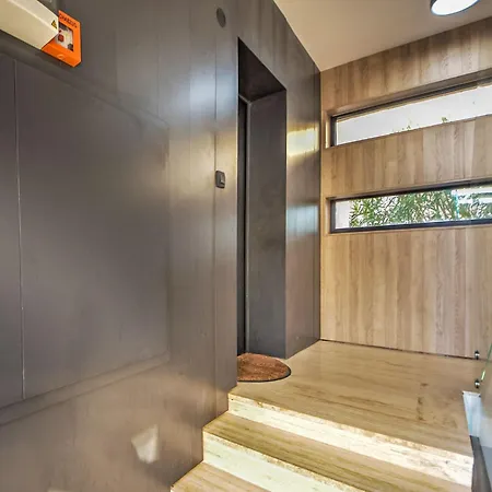 Appartement Azuro By Interhome Petrčane