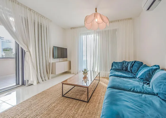 Azuro By Interhome Lägenhet *