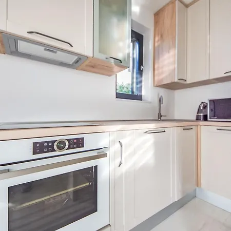 شقة Azuro By Interhome *